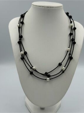 White House Black Market Black Beads and Faux Pearl Choker Necklace Prom Office